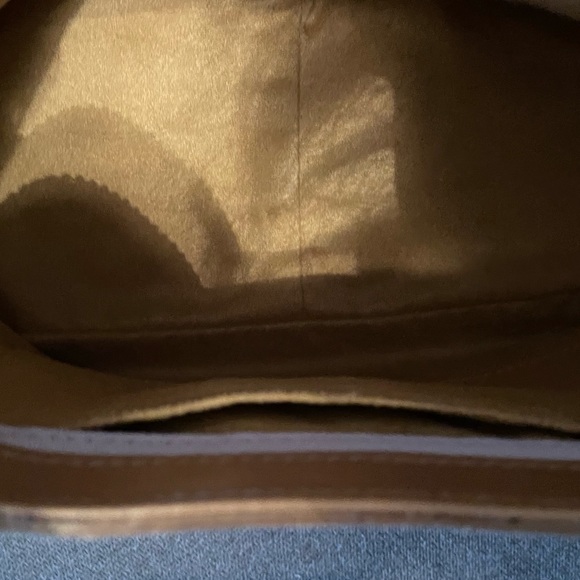 JIMMY CHOO TAN SUEDE & SILVER METALLIC HOBO PURSE like new ! GORGEOUS - Picture 9 of 11